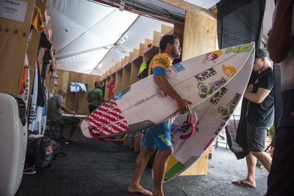 Adriano de Souza, Trestles