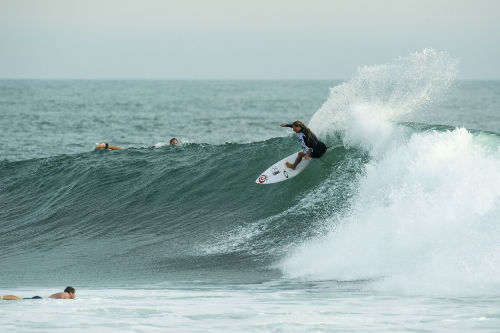 Nikki Van Djyk, Trestles